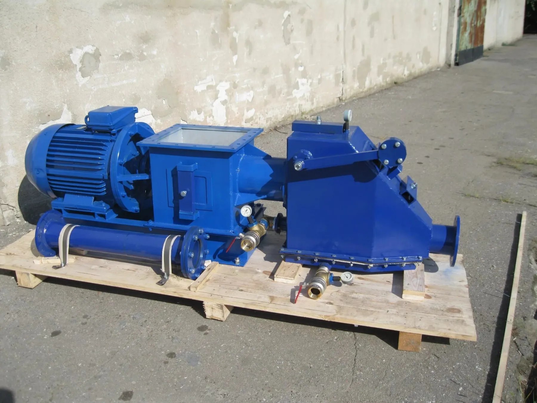 Пневмовинтовой насос КС-80 – 1