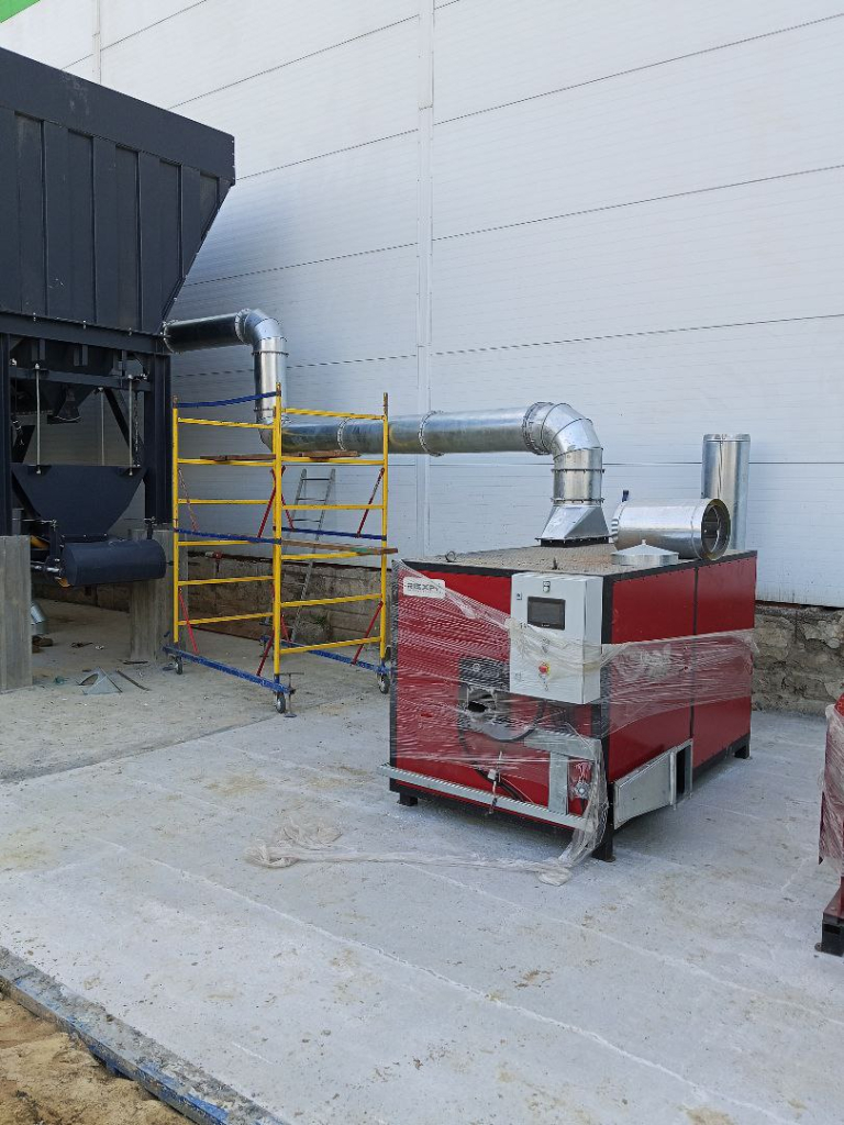 photo_5361995841759476235_y.jpg photo_5361995841759476235_y.jpg